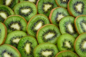 kiwi-fruits-for-pets