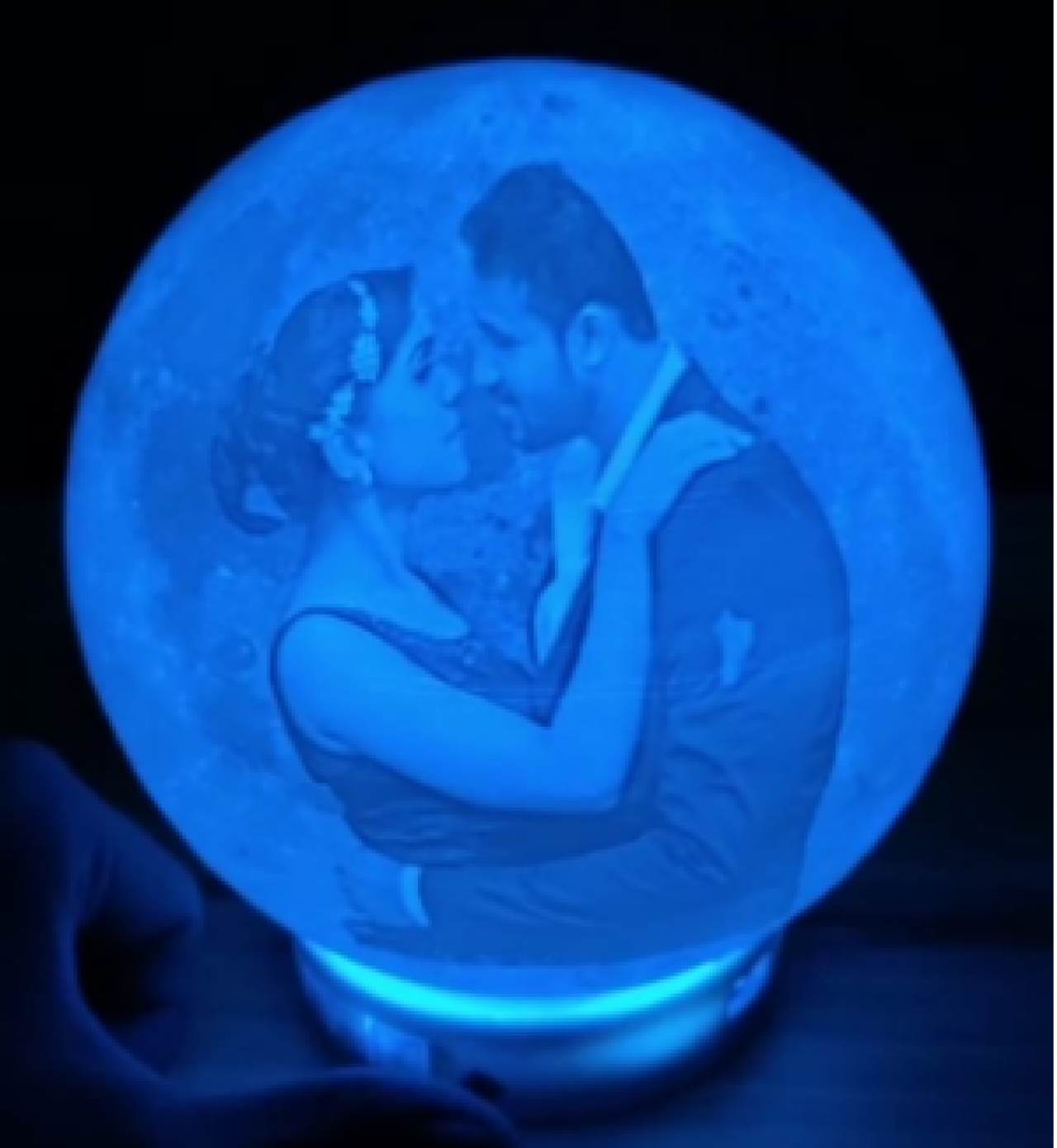 Customize Multi Color LED Moon Lamp with Bluetooth speaker