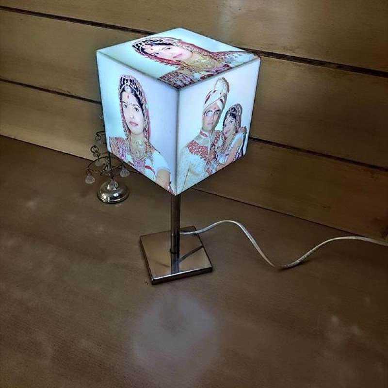Personalized Glowing Cube With Stand Lamp
