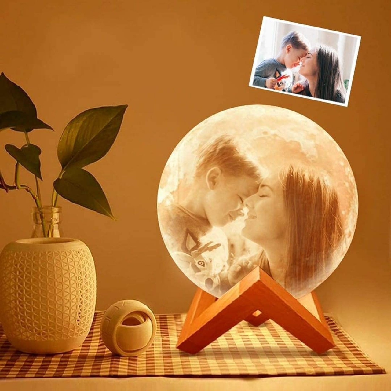 Personalized 16 Colors 3D Moon LED Lamp With Remote