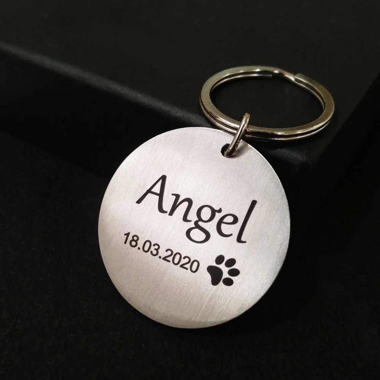Dog Tag - Circle With Date And Paw