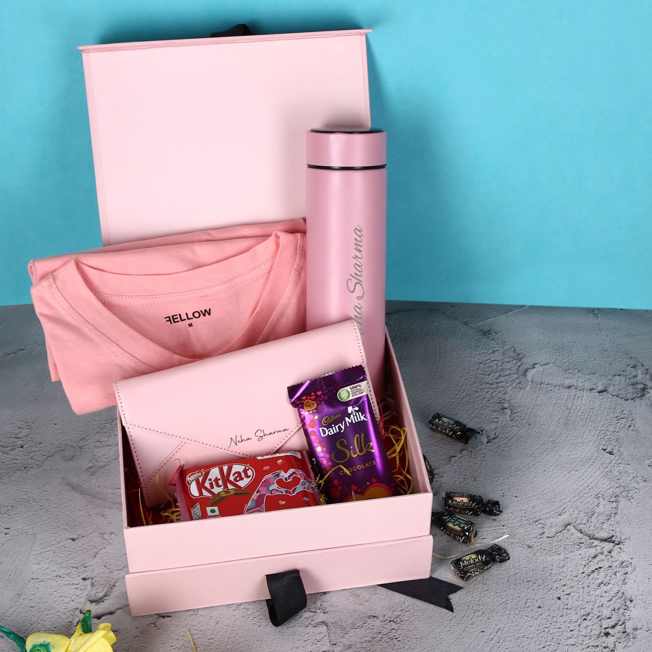 Personalized Gift Hamper For Women's