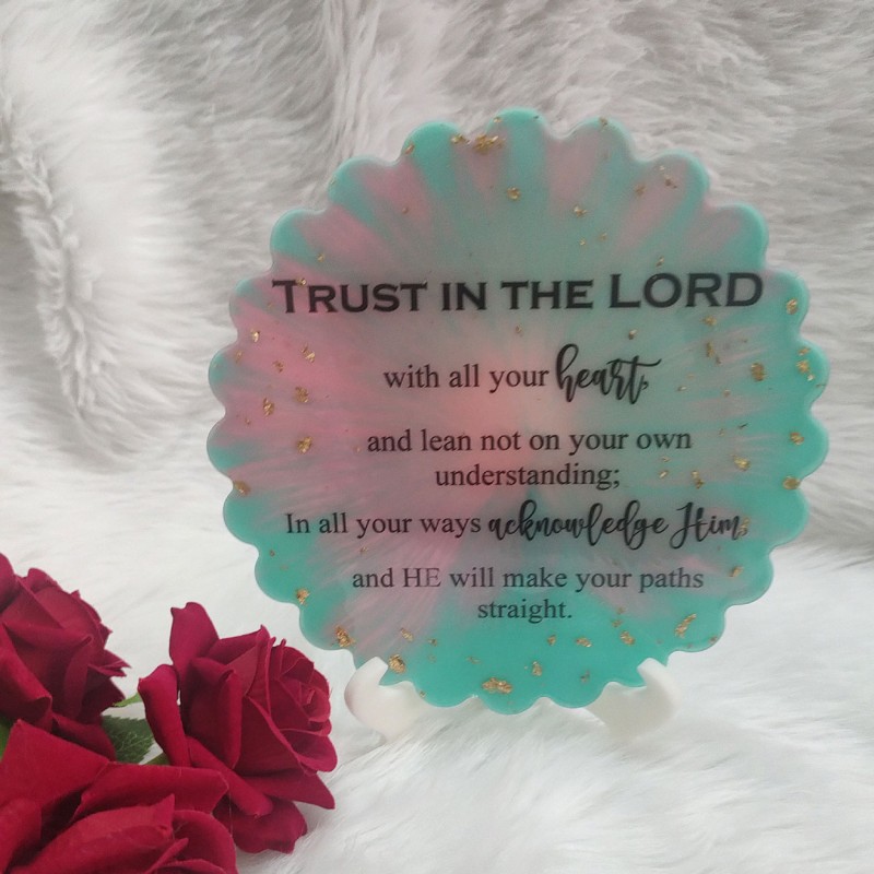 Trust The Lord Frame With Stand