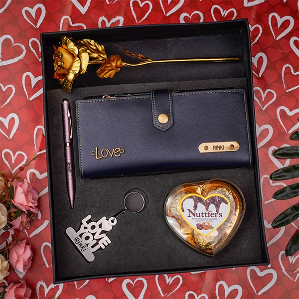 Personalized Romantic Combo Gift for Women | Clickokart