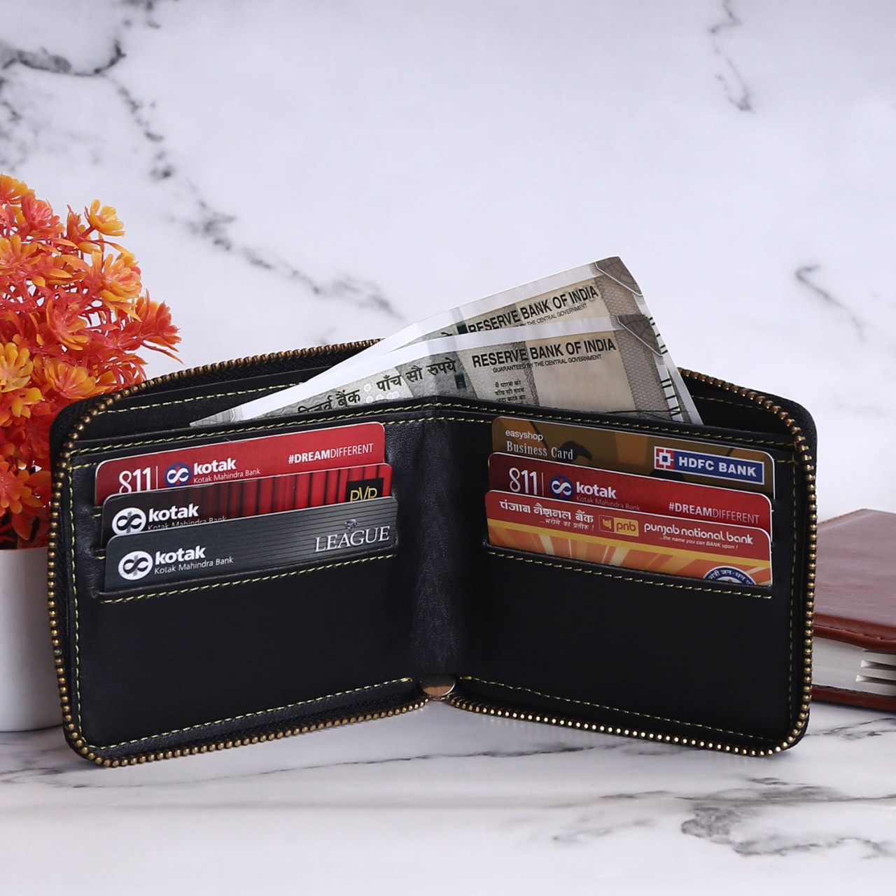 Personalized Unisex Wallet With Name & Charm - Black