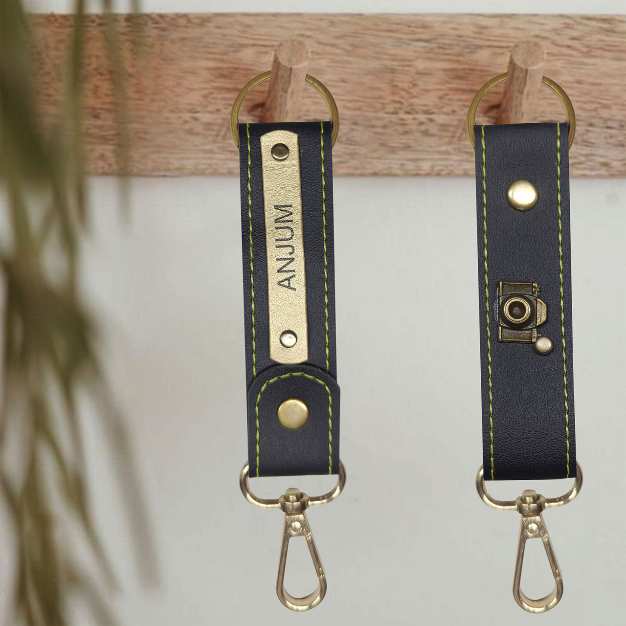 Personalized Leather Keychain With Name & Charm